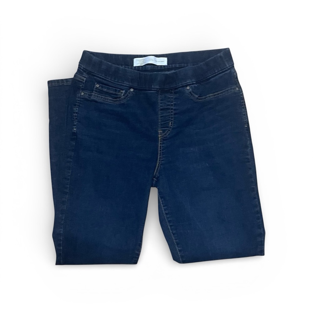 Signature by Levi’s Gold Totally Shaping Pull On Skinny Size 10M